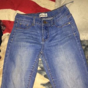 Skinny jeans